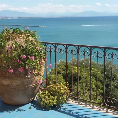 Lady Ida Nocleg ze śniadaniem